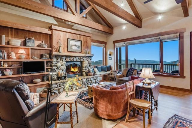 35750 Mountain Circle Dr, Julian, CA 92036