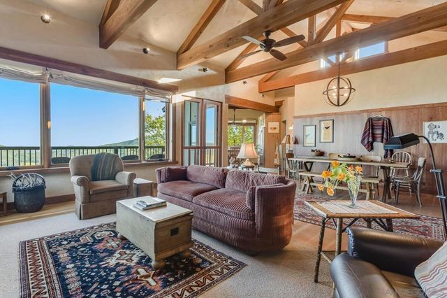 35750 Mountain Circle Dr, Julian, CA 92036