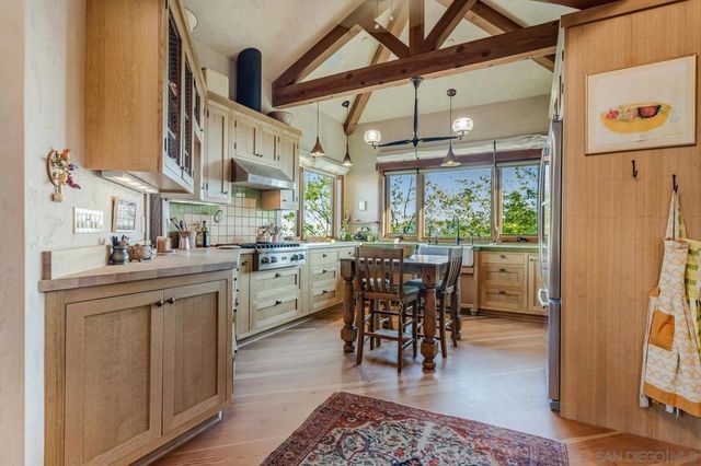 35750 Mountain Circle Dr, Julian, CA 92036