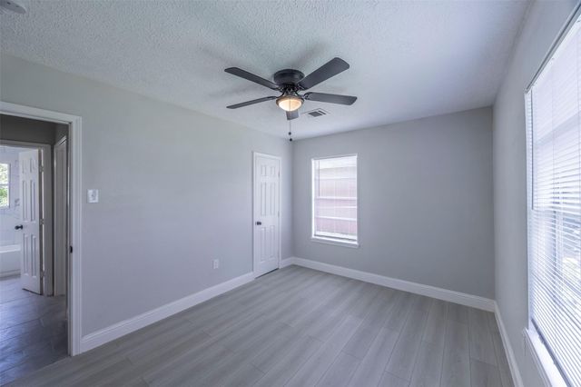 5007 Northridge Drive, Houston, TX 77033