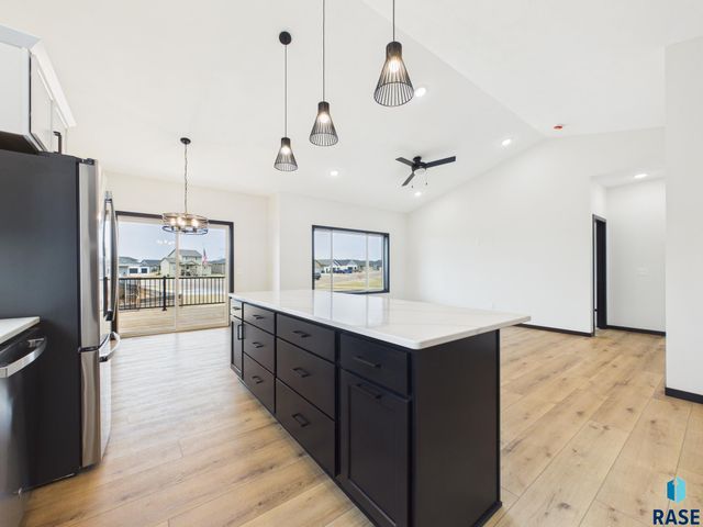 6808 E Dugout Ln Lane, Sioux Falls, SD 57110