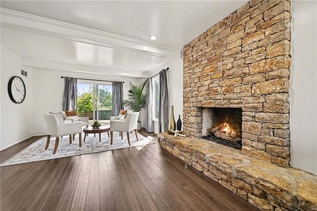 10230 Knox Drive, Overland Park, KS 66212