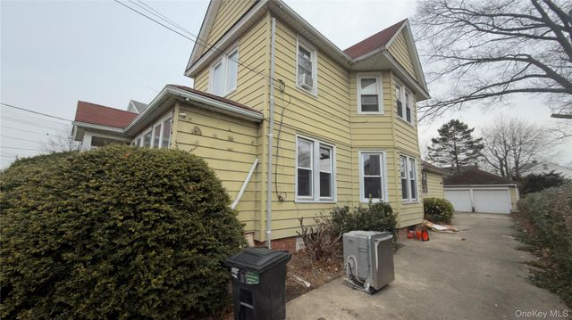 225 Church Street 2, Freeport, NY 11520