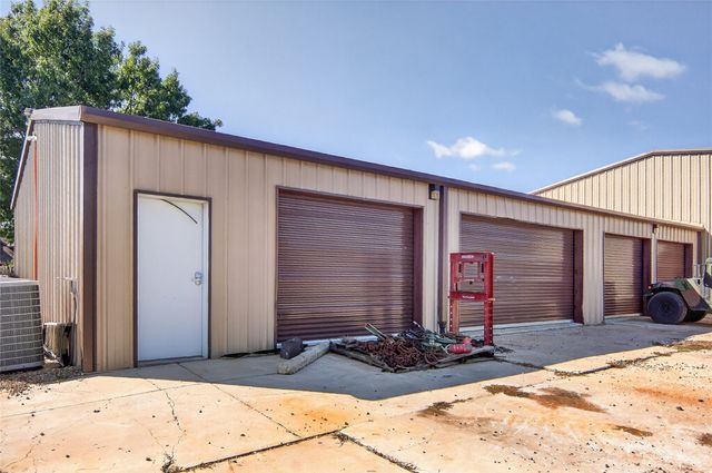 3016 W HWY 154, Quitman, TX 75783