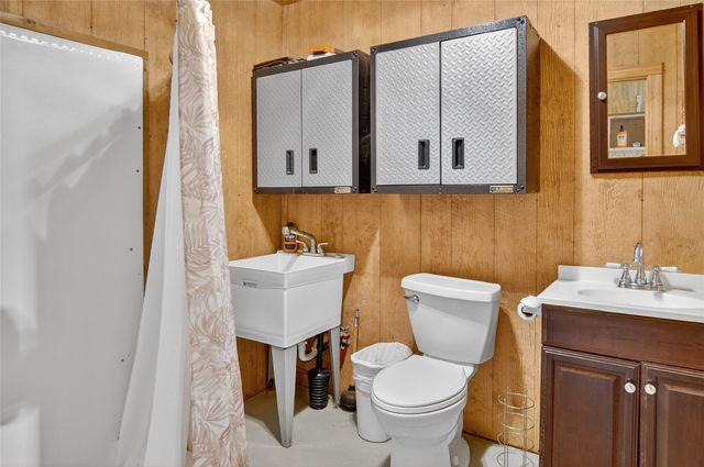 3016 W HWY 154, Quitman, TX 75783