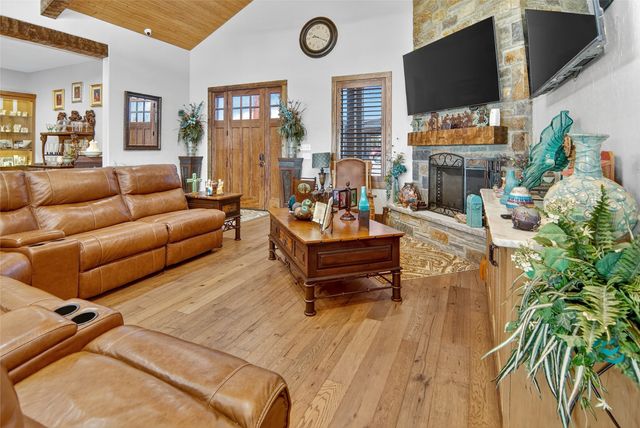 3016 W HWY 154, Quitman, TX 75783