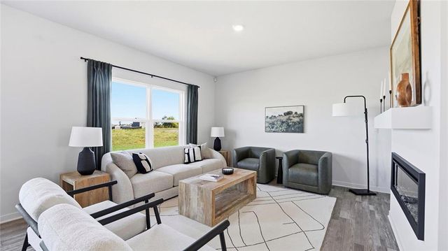 19606 W 200th Terrace, Spring Hill, KS 66083