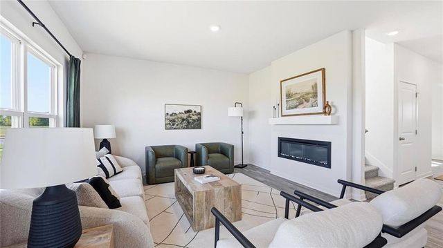 19606 W 200th Terrace, Spring Hill, KS 66083