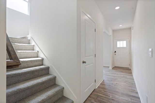 19606 W 200th Terrace, Spring Hill, KS 66083