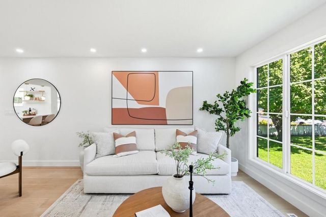 813 San Petronio Avenue, Sunnyvale, CA 94085