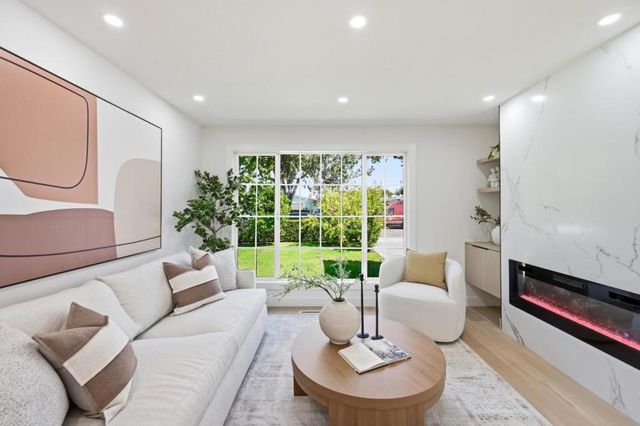 813 San Petronio Avenue, Sunnyvale, CA 94085