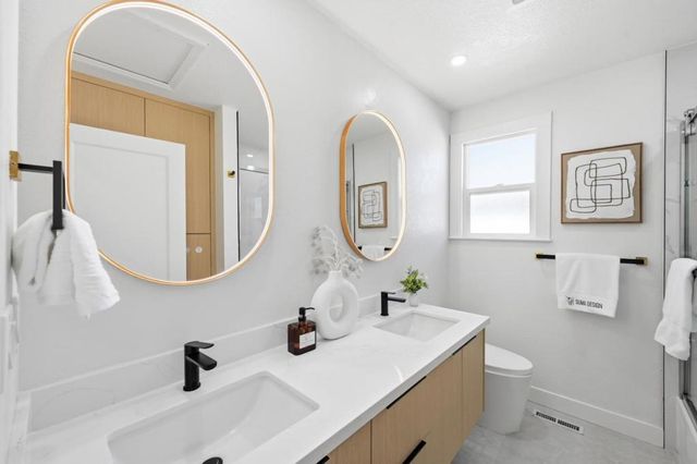813 San Petronio Avenue, Sunnyvale, CA 94085