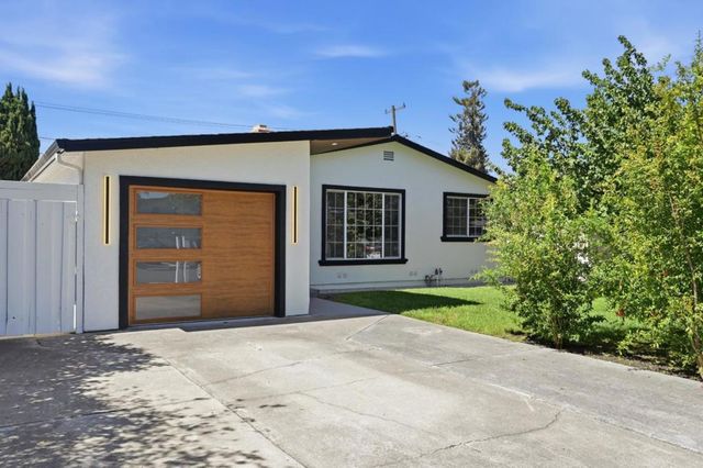 813 San Petronio Avenue, Sunnyvale, CA 94085