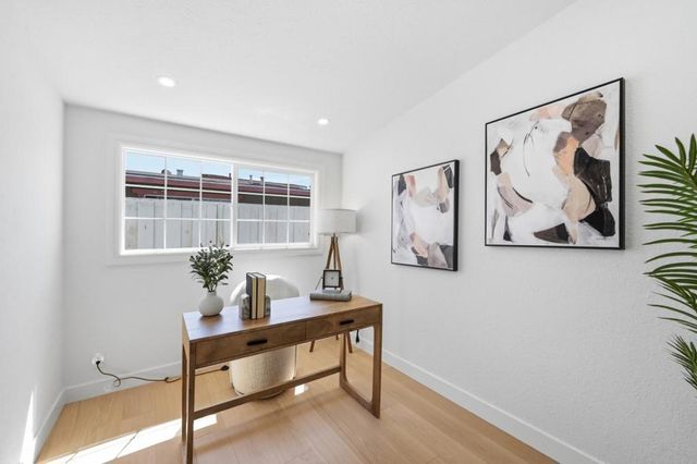 813 San Petronio Avenue, Sunnyvale, CA 94085