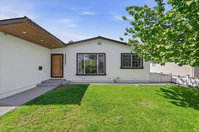 813 San Petronio Avenue, Sunnyvale, CA 94085