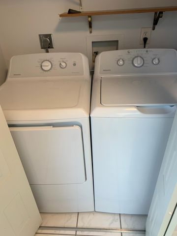 2950 SE Ocean Boulevard 128-8, Stuart, FL 34996