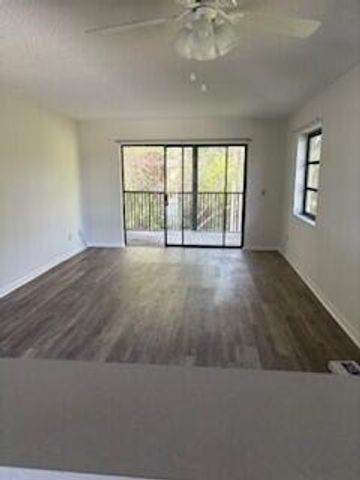 2950 SE Ocean Boulevard 128-8, Stuart, FL 34996