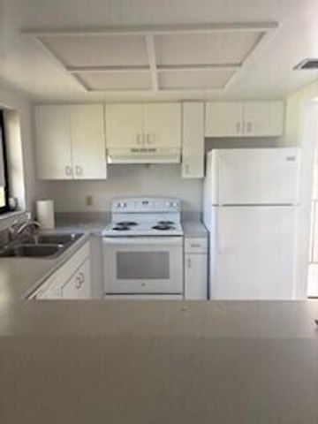 2950 SE Ocean Boulevard 128-8, Stuart, FL 34996