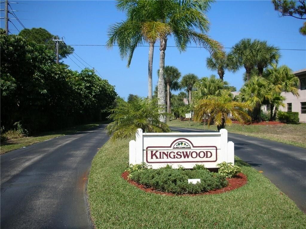 2950 SE Ocean Boulevard 128-8, Stuart, FL 34996