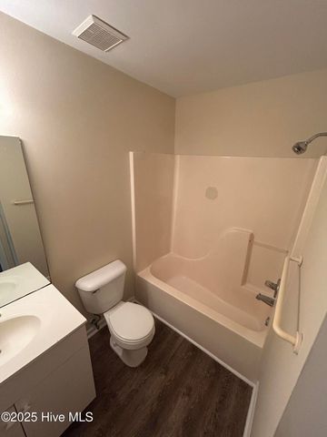 203 W Landing Drive, Emerald Isle, NC 28594