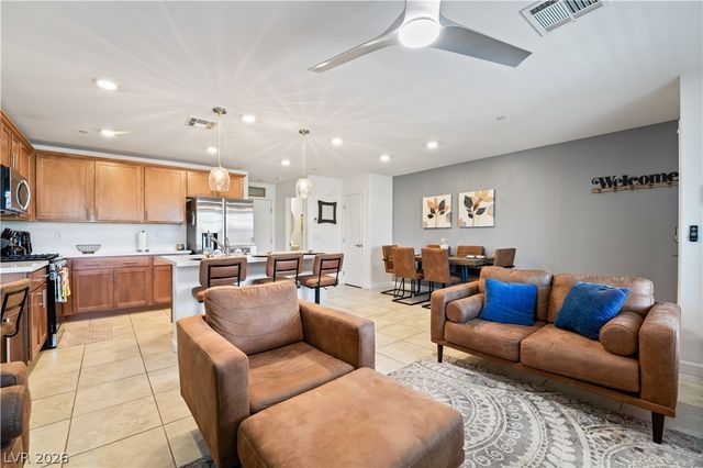 801 Jigglypuff Place, Henderson, NV 89011