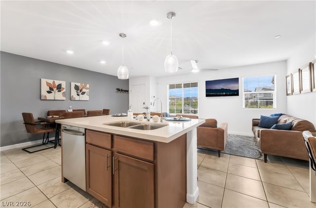 801 Jigglypuff Place, Henderson, NV 89011