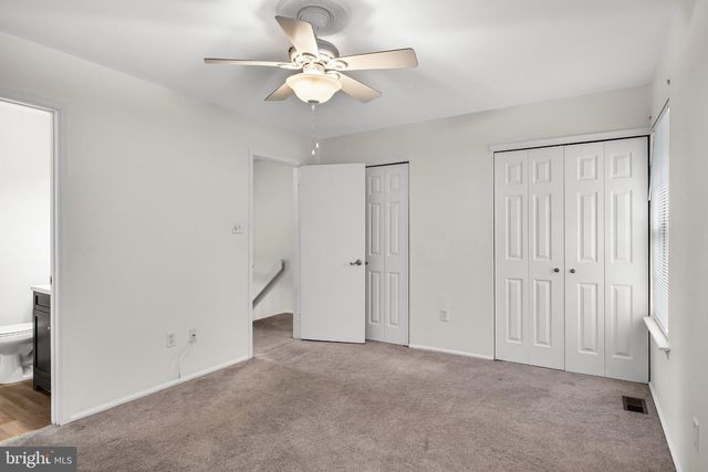 122 CAMBER LN, Mount Laurel, NJ 08054