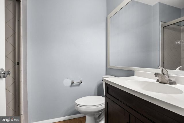 122 CAMBER LN, Mount Laurel, NJ 08054