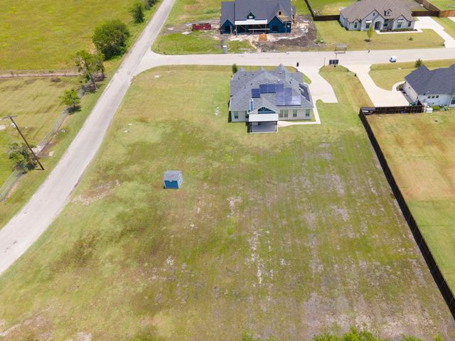 1610 Ryder Lee Lane, Waxahachie, TX 75165