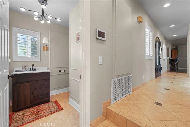 539 W Gladstone, San Dimas, CA 91773