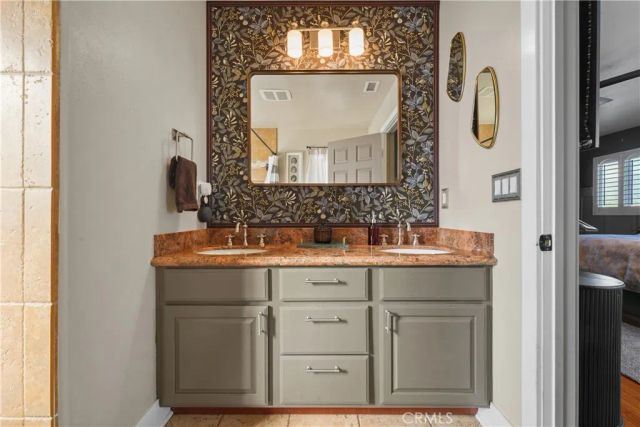 539 W Gladstone, San Dimas, CA 91773