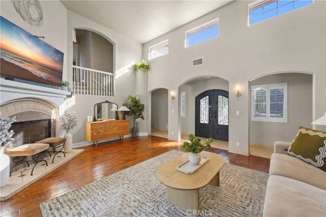 539 W Gladstone, San Dimas, CA 91773