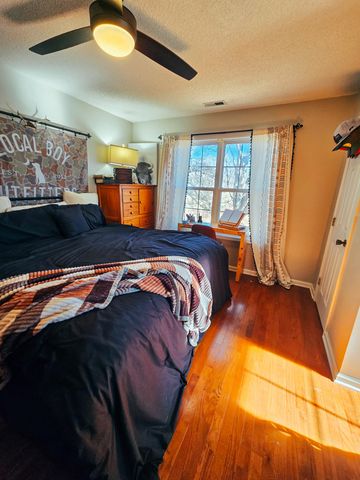 73 Chateau Lane, London, KY 40744