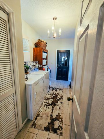 73 Chateau Lane, London, KY 40744