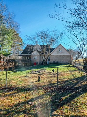 73 Chateau Lane, London, KY 40744