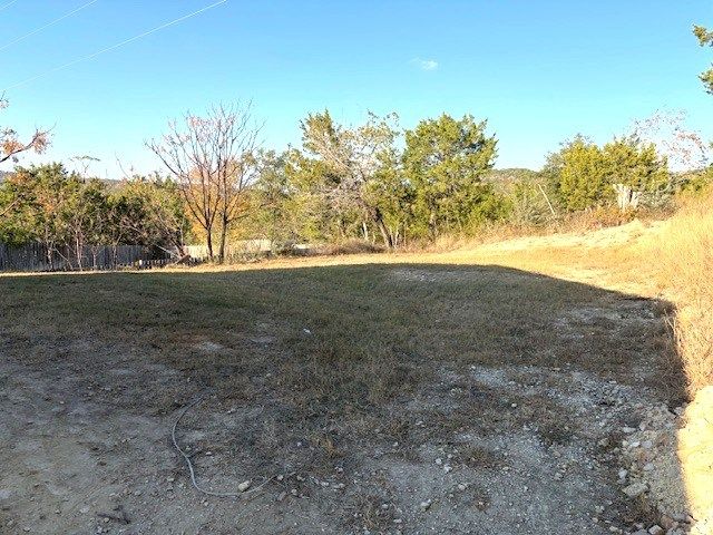 1504 Fifth St, Kerrville, TX 78028