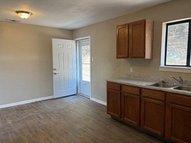 1504 Fifth St, Kerrville, TX 78028