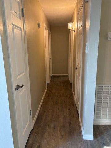 1504 Fifth St, Kerrville, TX 78028