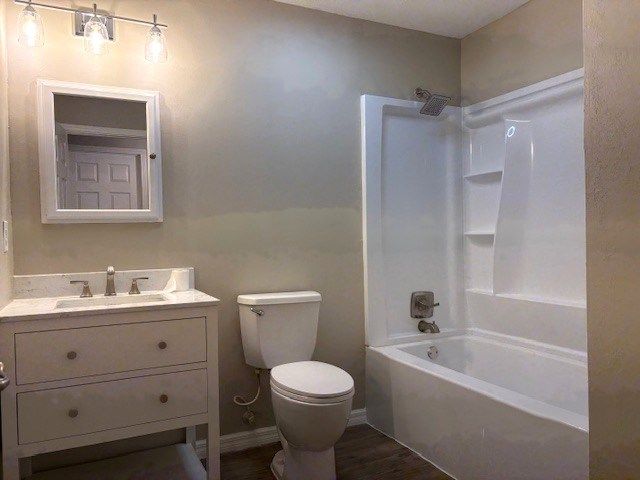 1504 Fifth St, Kerrville, TX 78028