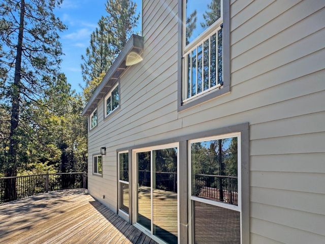 16228 Gold Bug Rd, Nevada City, CA 95959