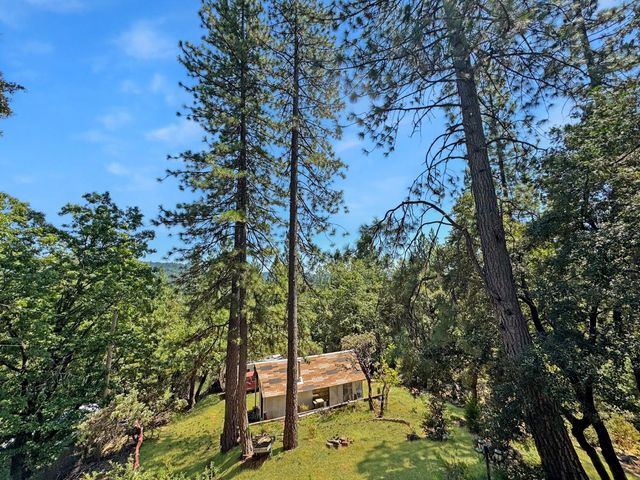 16228 Gold Bug Rd, Nevada City, CA 95959