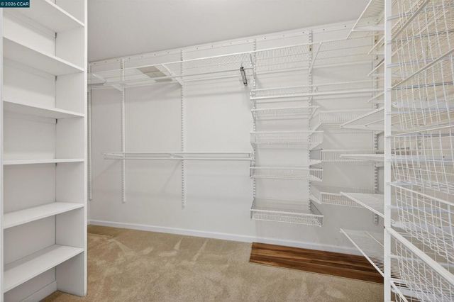 726 726 Buckingham Ct, Walnut Creek, CA 94598