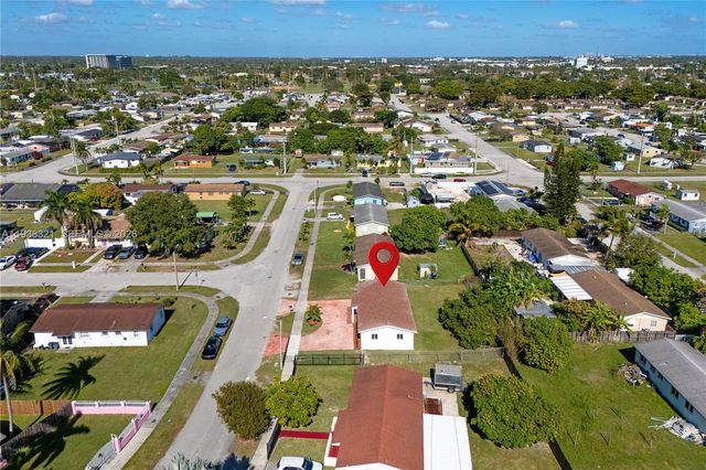 22503 SW 113th Pl, Miami, FL 33170