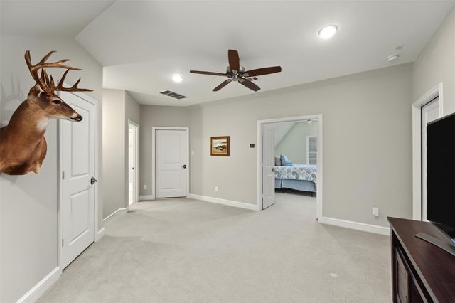 501 Corsair Court, Montgomery, TX 77316