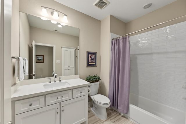 501 Corsair Court, Montgomery, TX 77316