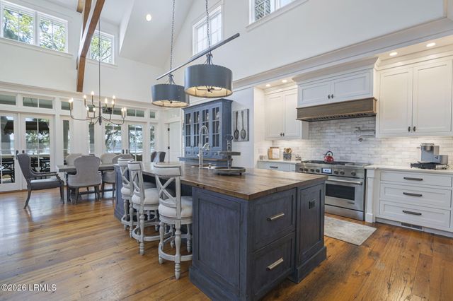 19 Manigault Neck, Okatie, SC 29909