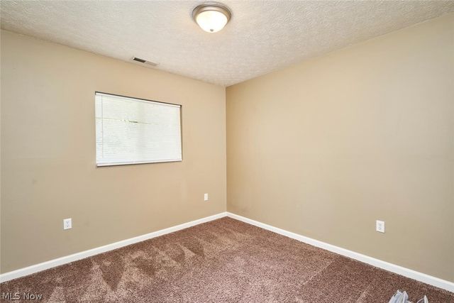 890-892 Irish Road, Kent, OH 44240