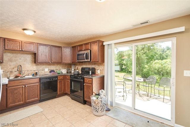 890-892 Irish Road, Kent, OH 44240