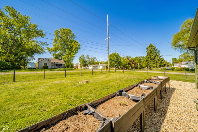 922 Alhambra Drive, Anderson, IN 46012