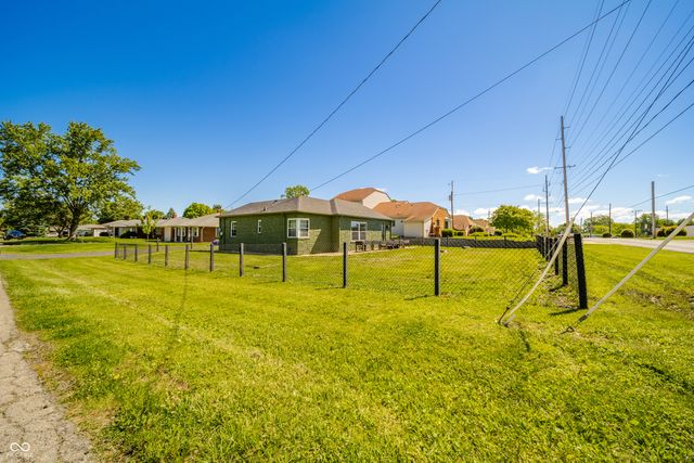 922 Alhambra Drive, Anderson, IN 46012